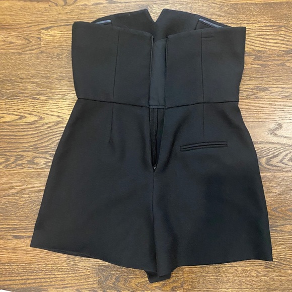 Claudia Pierlot - Picture 3 of 5